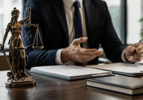Understanding the Role of a Commercial Litigation Attorney